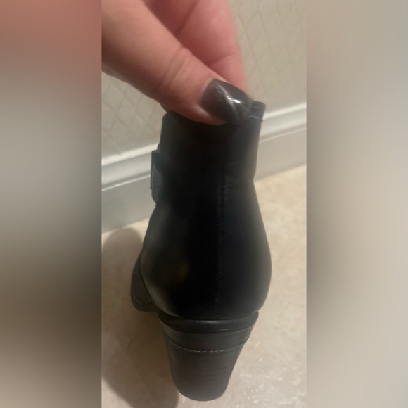 Women’s L'Artiste Spring Step Captivate Ankle‎ Boots. Size 37 (US 6.5-7). - Picture 10 of 12